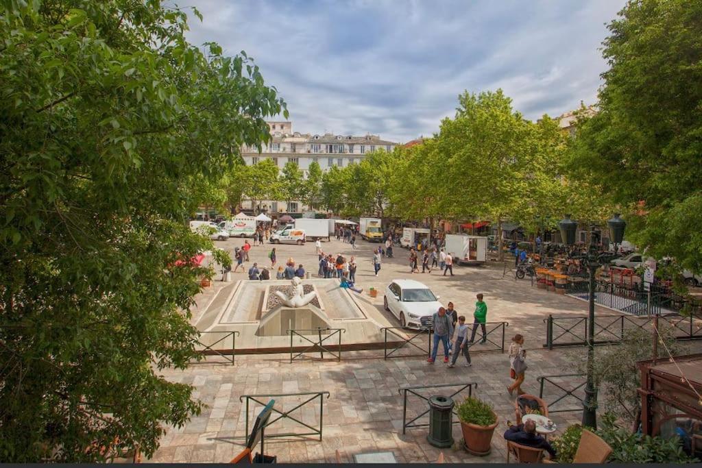 Ferienwohnung Pepite Bastiaise Place Du Marche Bastia  Exterior foto